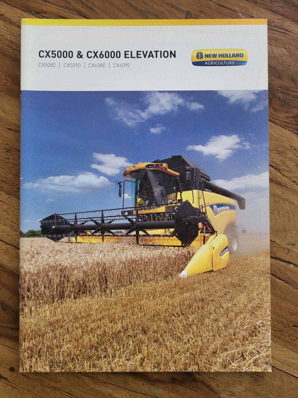 tractor folder New Holland CX5000 & CX6000 ELEVATION, Boeken, Catalogussen en Folders, Ophalen of Verzenden, Zo goed als nieuw