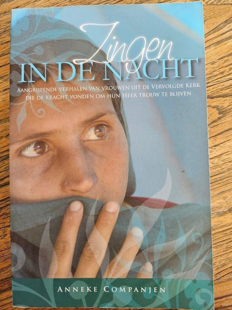 Boeken Anneke Companjen/ vervolgde kerk, Ophalen of Verzenden, Zo goed als nieuw, Christendom | Protestants