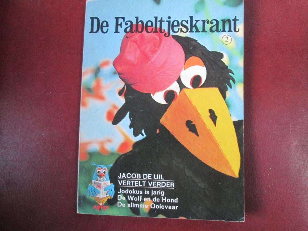 De Fabeltjeskrant 2, door Leen Valkenier, Ophalen of Verzenden, Zo goed als nieuw, Fictie algemeen