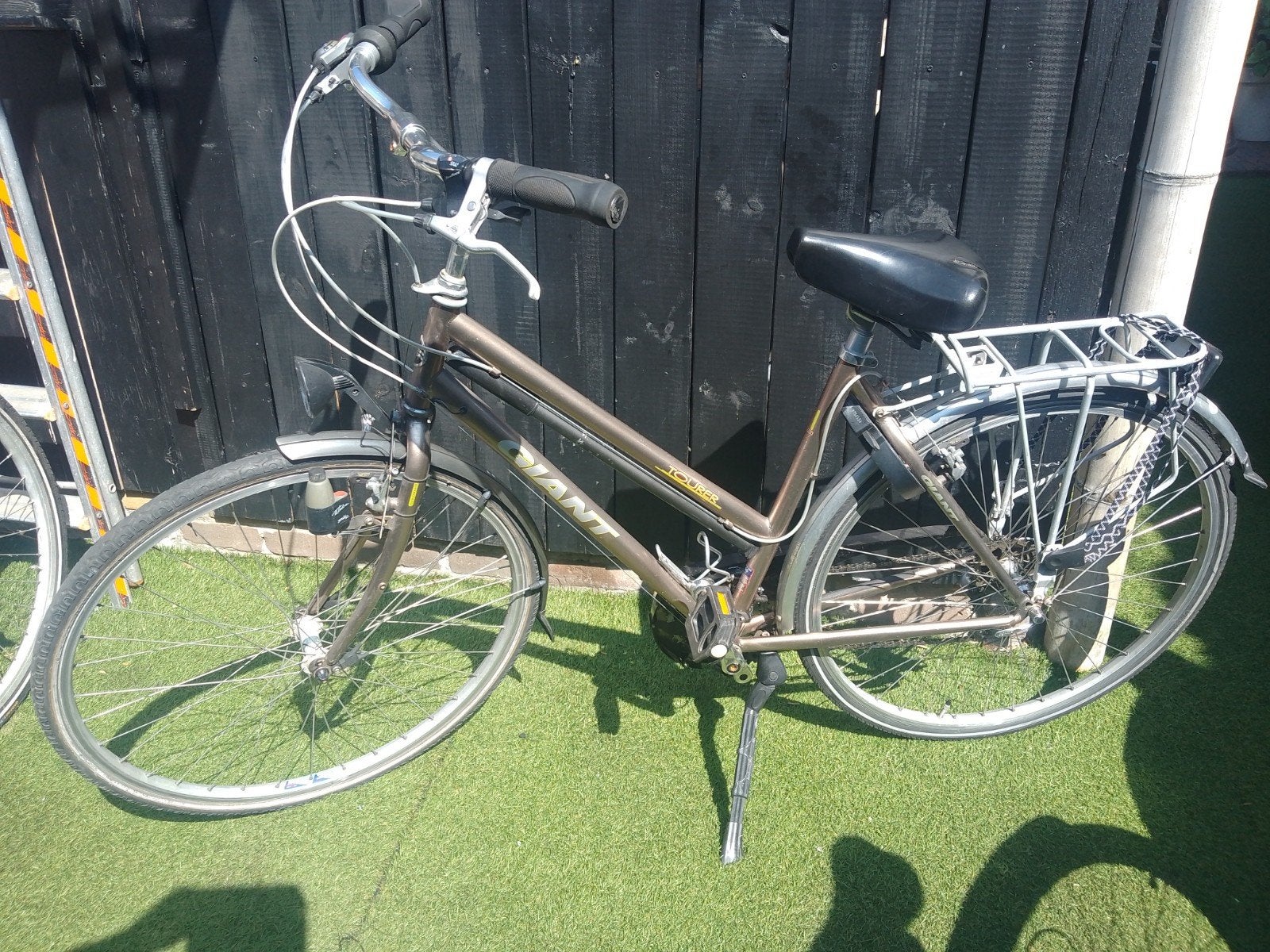 Giant Damesfiets - Gebruikt maar in goede staat, Fietsen en Brommers, Fietsen | Dames | Damesfietsen, Ophalen, Velgrem, Versnellingen