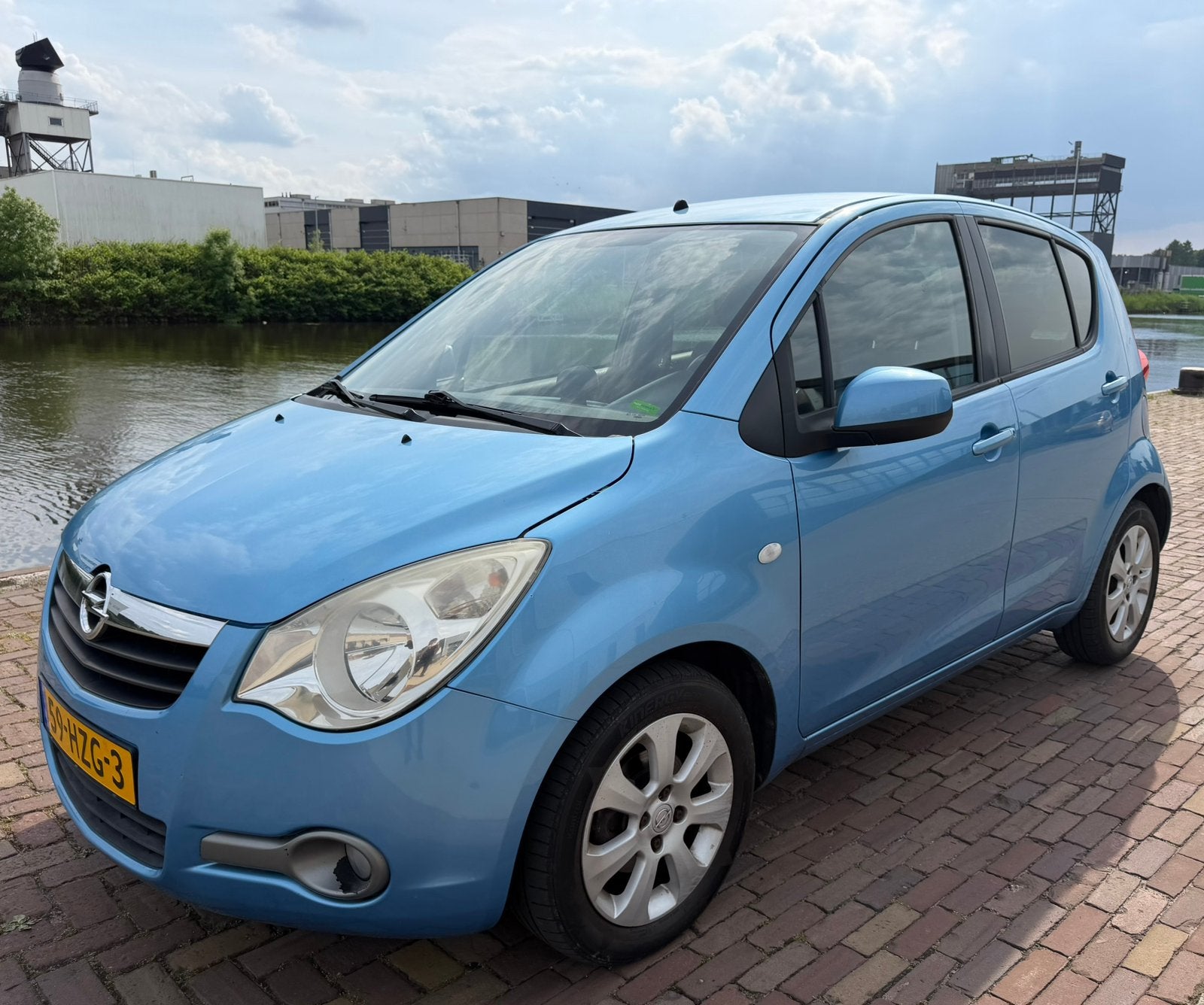 Opel Agila 1.0 | Apk 22-05-2027 | Slechts 110.497km | Airco, Stof, 31 €/maand, Blauw, 996 cc