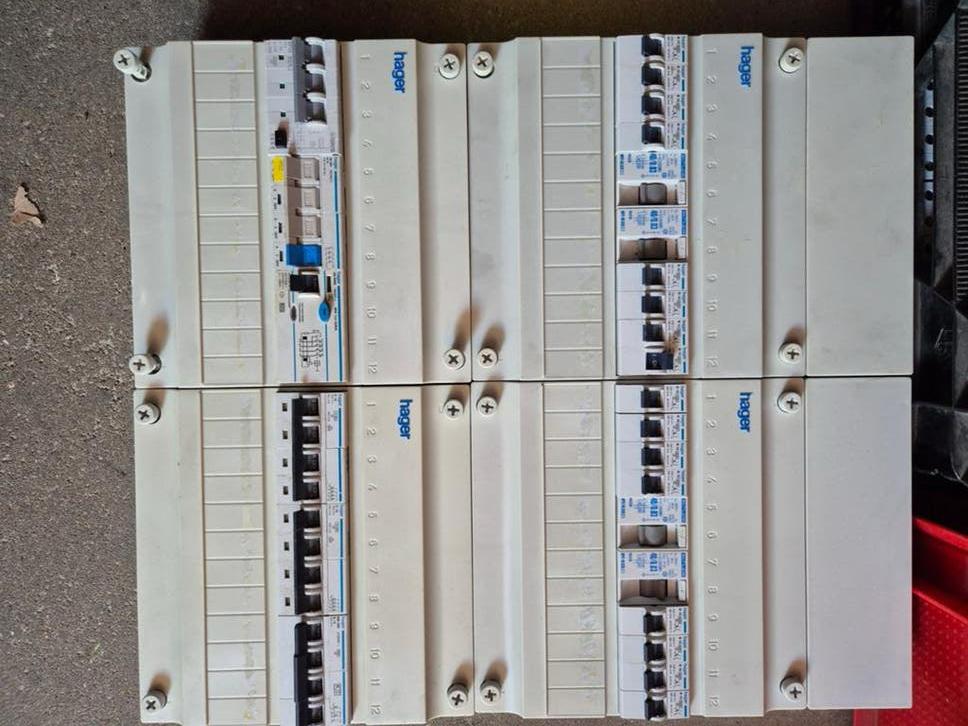 Dubbele Hager Meterkast 20 groepen, 4x kracht, 16x 1 fase be, Nieuw, Ophalen of Verzenden, Stopcontact, Hager