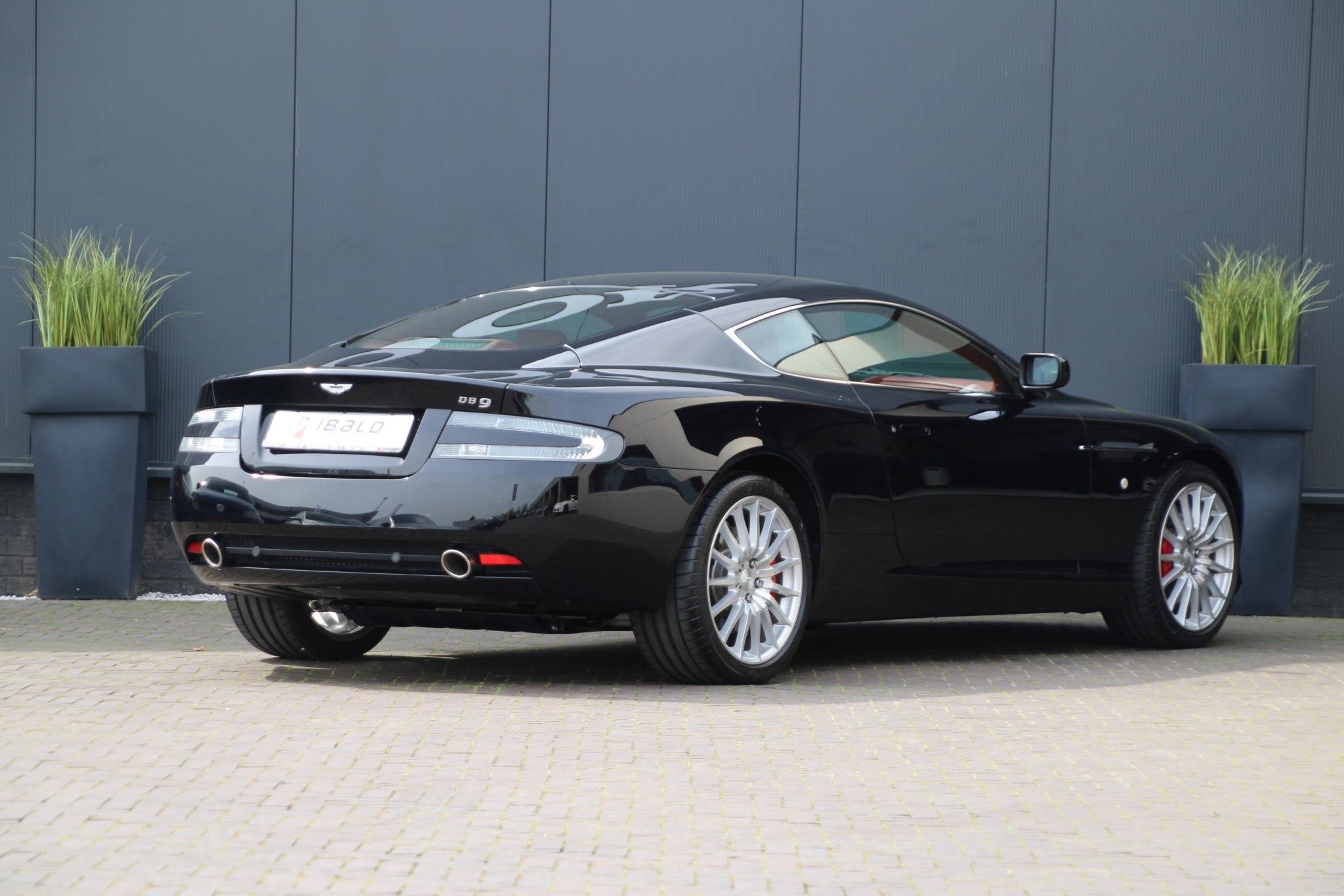 Aston Martin DB9 V12 Touchtronic | 470hp | Only 218km |, Auto's, Aston Martin, Automaat, Dealer onderhouden, Achterwielaandrijving