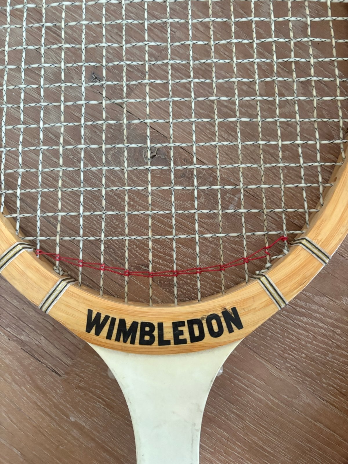 Uniek Vintage Wimbledon Tennisracket met Avento Racketpers, Overige merken, Gebruikt, Ophalen of Verzenden, Racket
