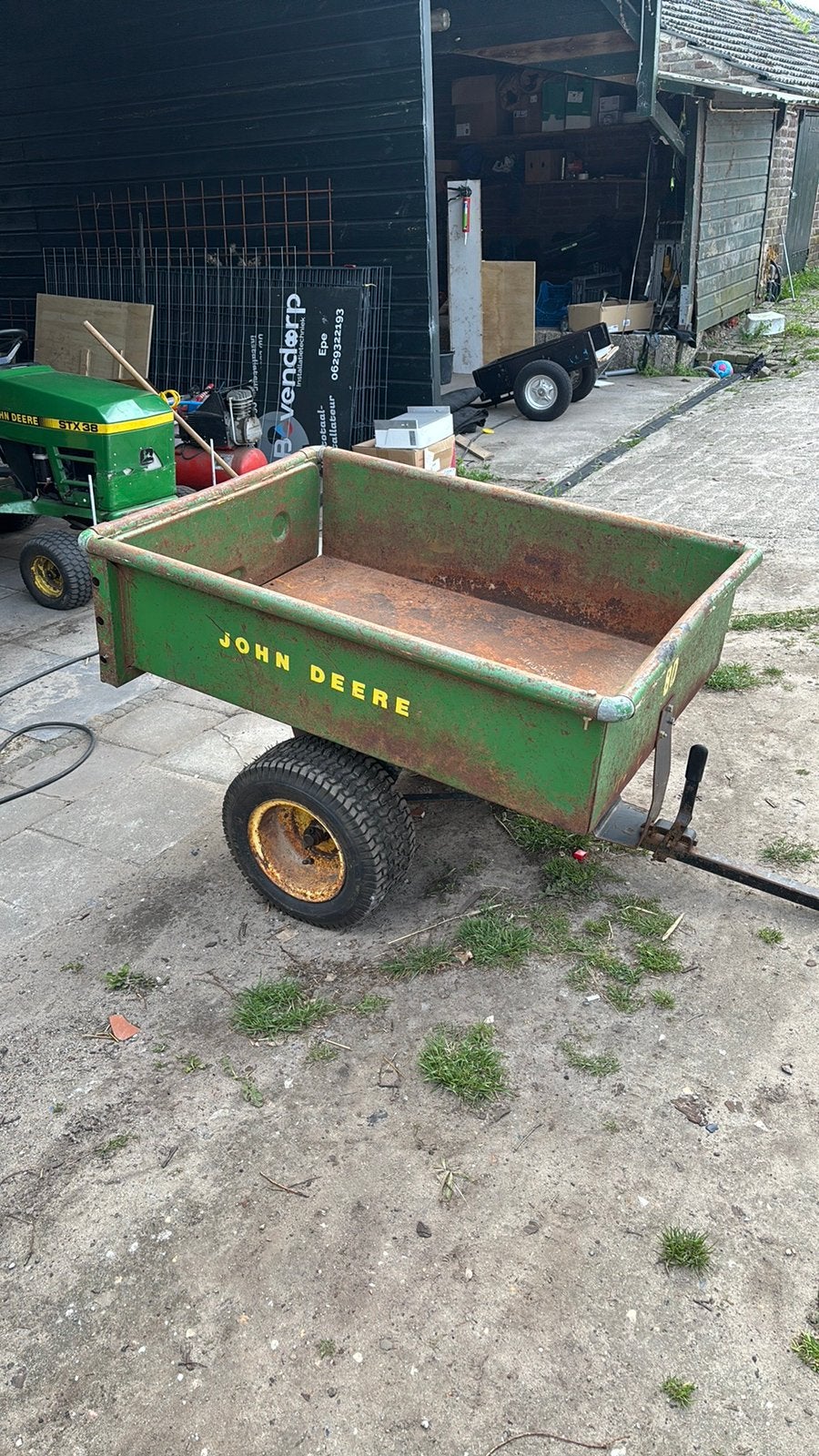 John Deere 80 aanhanger, 100 liter of meer, Ophalen, Zo goed als nieuw, Transportkar