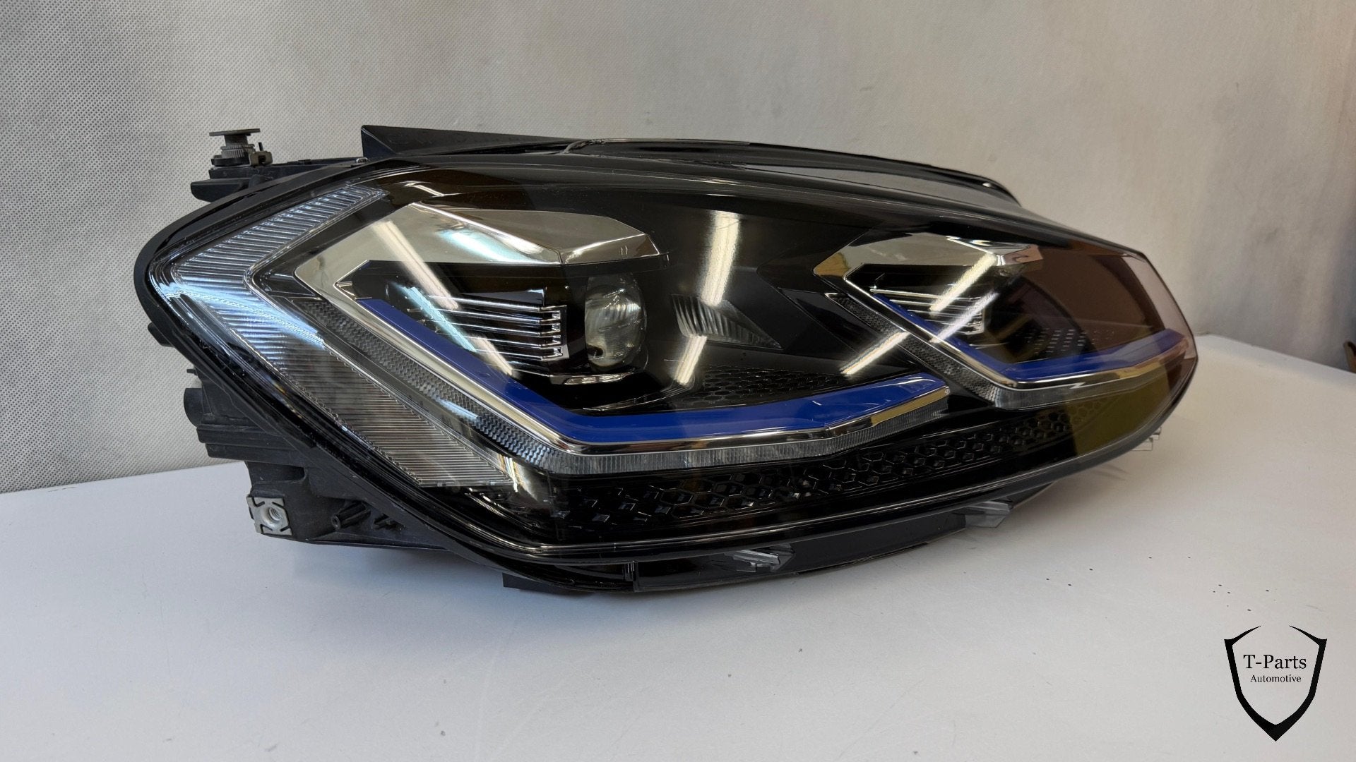 volkswagen golf 7 GTE koplamp rechts 5g1941036b, Auto-onderdelen, Verlichting, Gebruikt, Volkswagen, Volkswagen AG, Berliner Ring 2
38440  Wolfsburg, DE