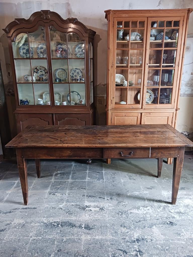 Antieke Franse Tafel van 200 cm., Ophalen