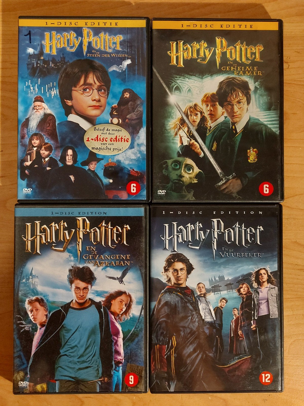Harry Potter deel 1 t/m 4 SET nu 5 euro, Alle leeftijden, Ophalen of Verzenden, Zo goed als nieuw