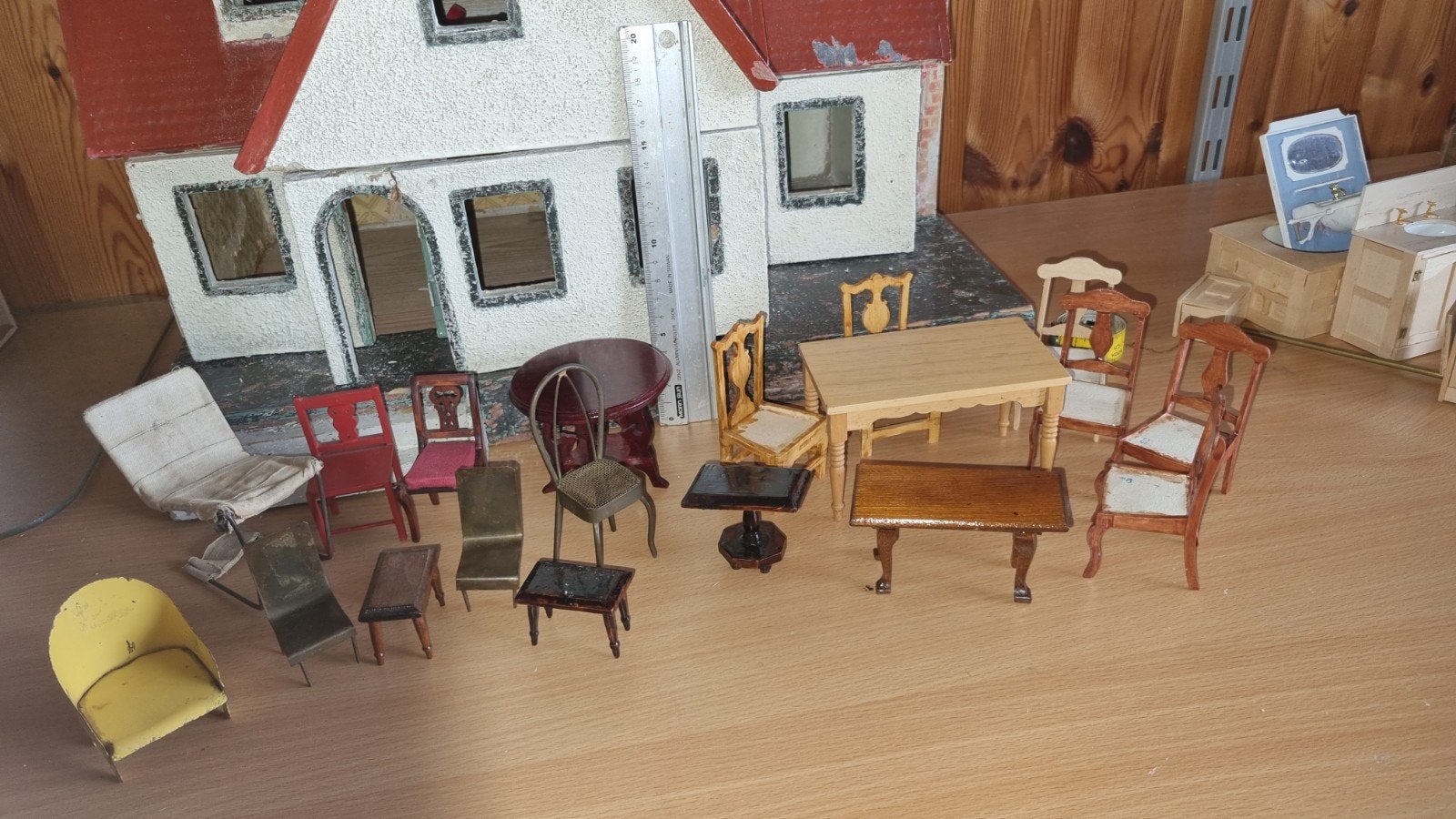 Diverse poppenhuismeubels - mag per stuk, Ophalen of Verzenden