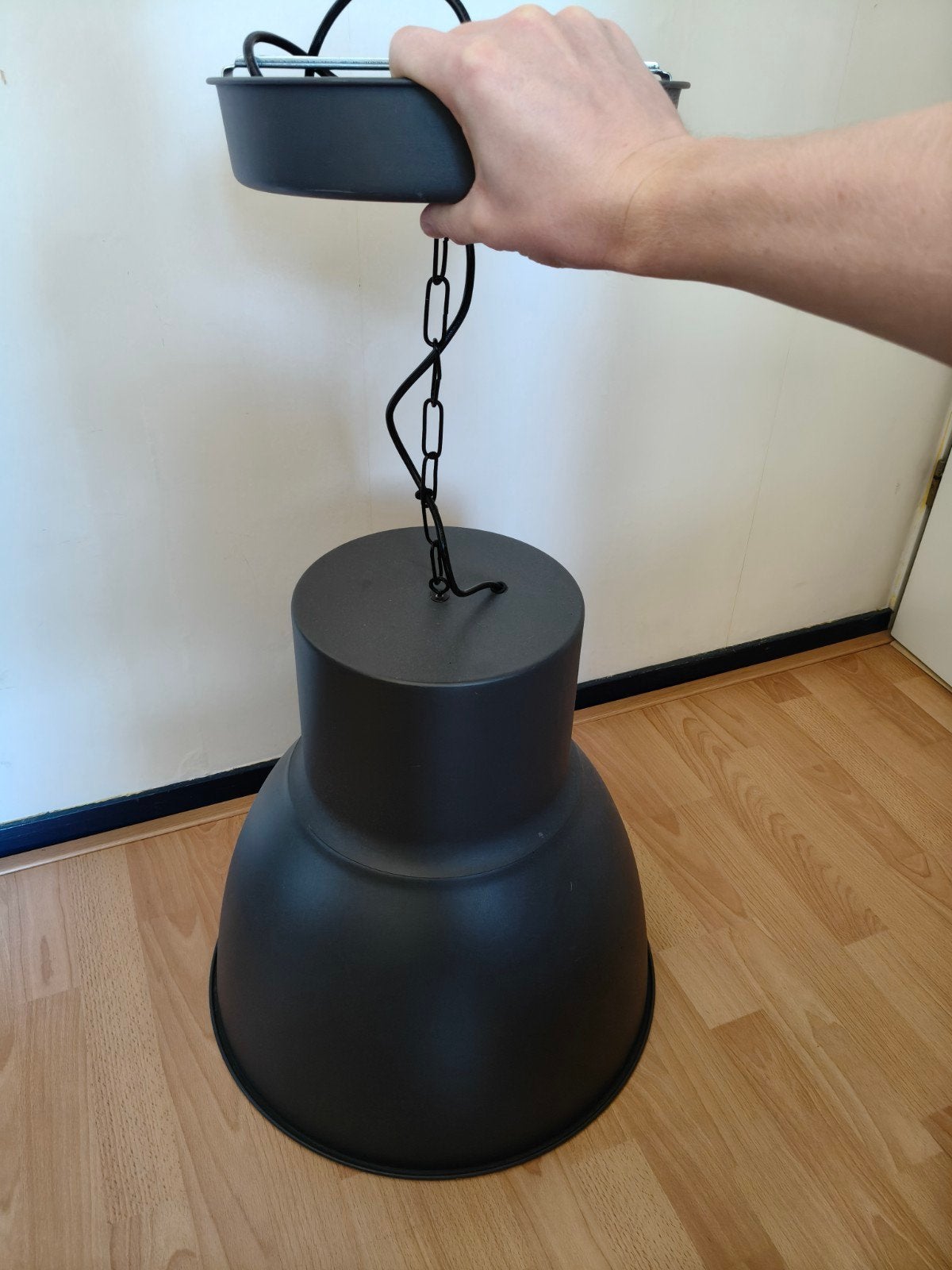 Zwarte industriële hanglamp met ketting Ikea Hektor, Ophalen, Gebruikt, E27 (groot), Metaal