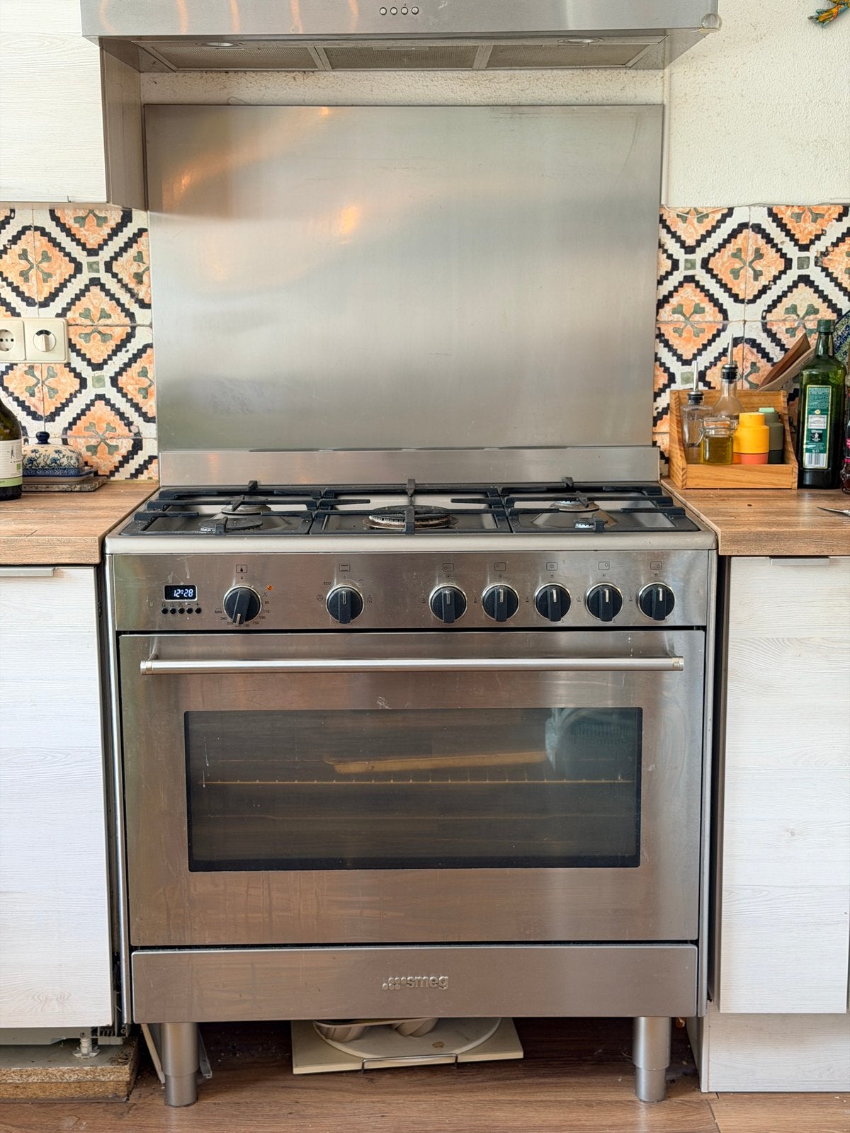 Smeg 5 pits gasfornuis, Witgoed en Apparatuur, Fornuizen, Gebruikt, 60 cm of meer, Ophalen of Verzenden, Gas