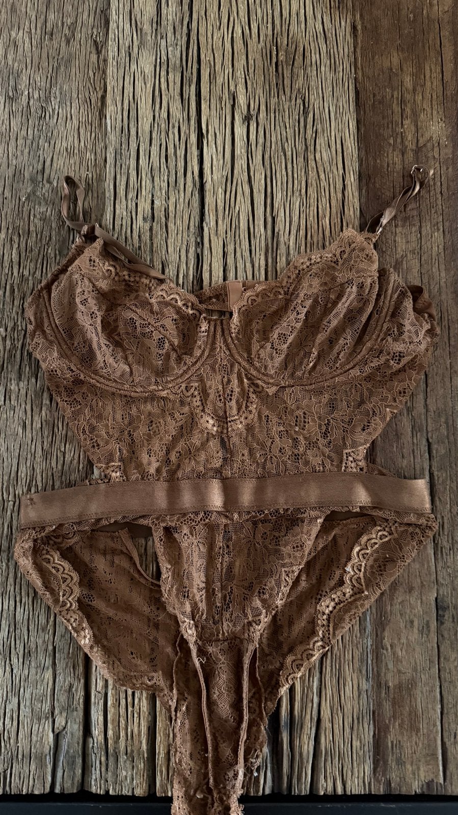 Hunkemöller Body van kant - Maat L, Ophalen of Verzenden, Bruin, Body of Korset