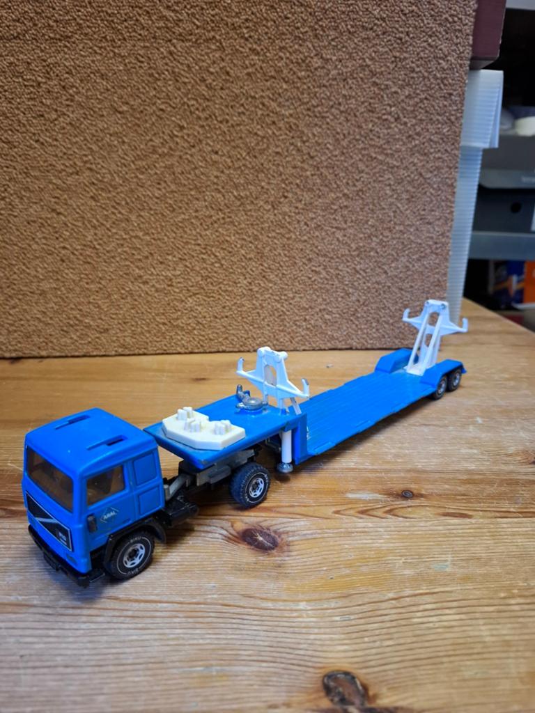 Siku Volvo met dieplader, Ophalen of Verzenden, Gebruikt, Bus of Vrachtwagen, SIKU
