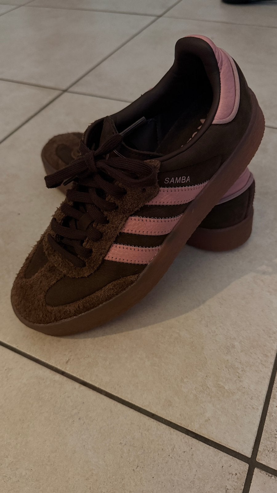 Adidas Samba Bruin Roze - Maat 41,5, Ophalen of Verzenden, Gedragen, Bruin, Sneakers of Gympen
