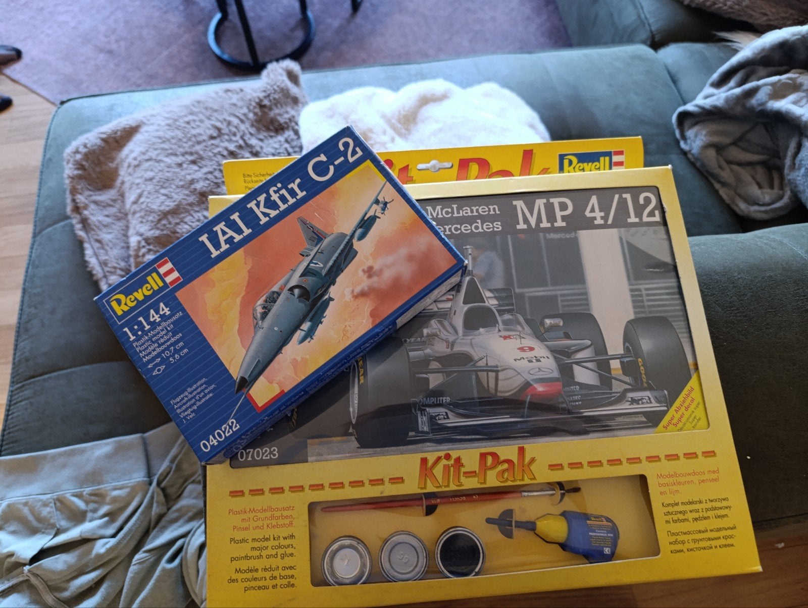 2 Nieuwe Revell Bouwpakketten: McLaren F1 & IAI Kfir C-2, Hobby en Vrije tijd, Revell, Nieuw, Ophalen of Verzenden, Groter dan 1:32