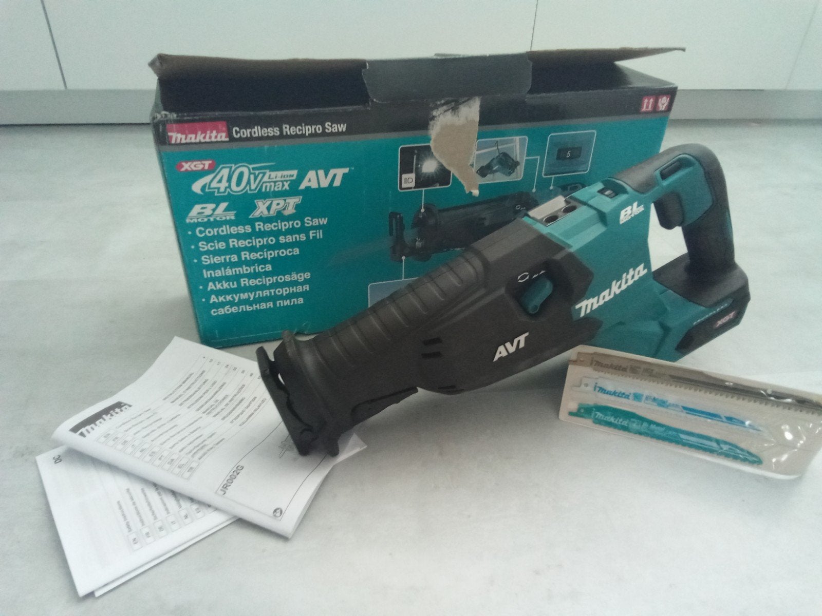 Makita Accu Reciprozaag 40Vmax XGT AVT, Doe-het-zelf en Verbouw, Gereedschap | Zaagmachines, 70 mm of meer, Ophalen of Verzenden