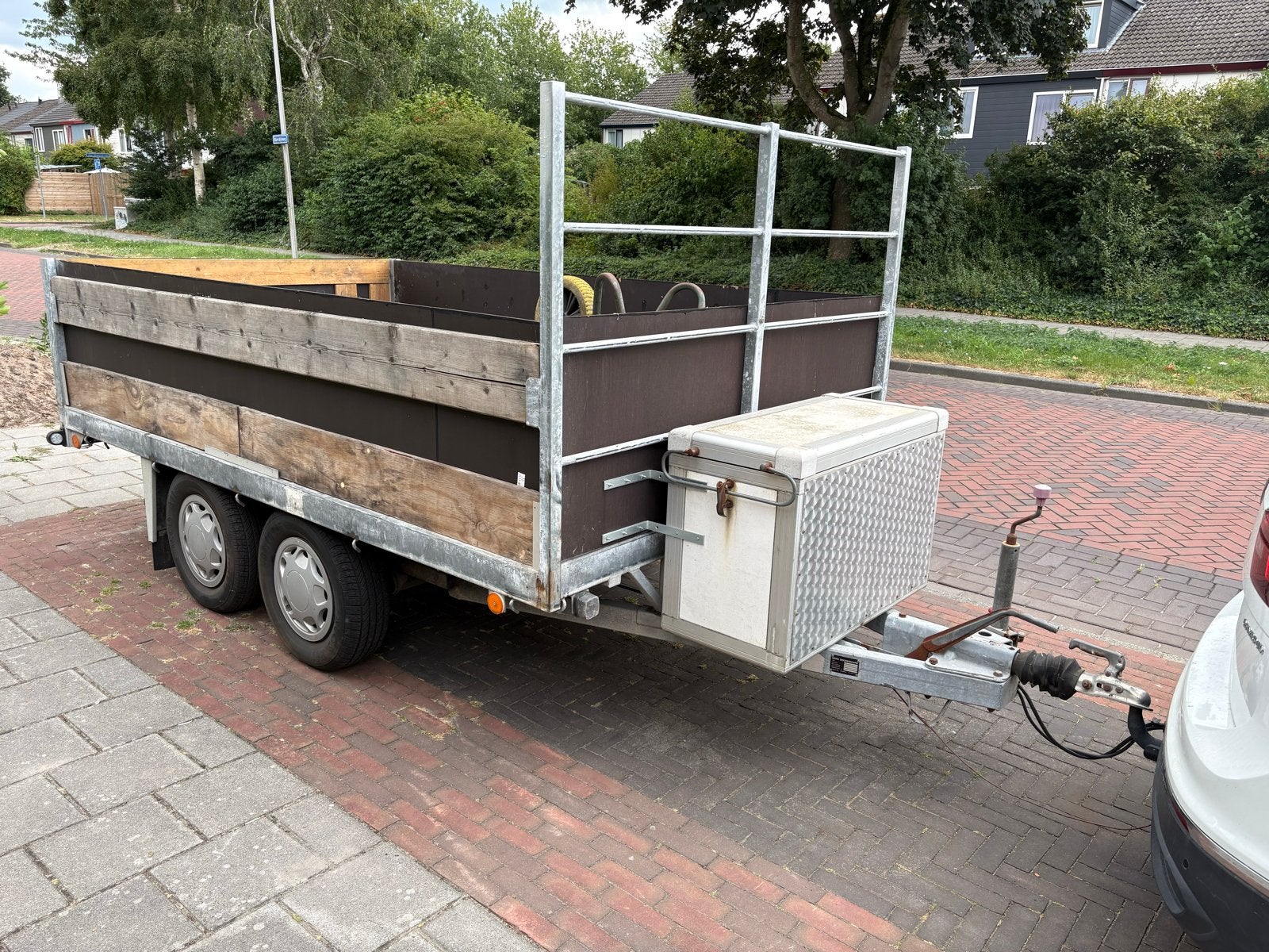 Robuuste aanhangwagen met dubbele as, Ophalen, Gebruikt