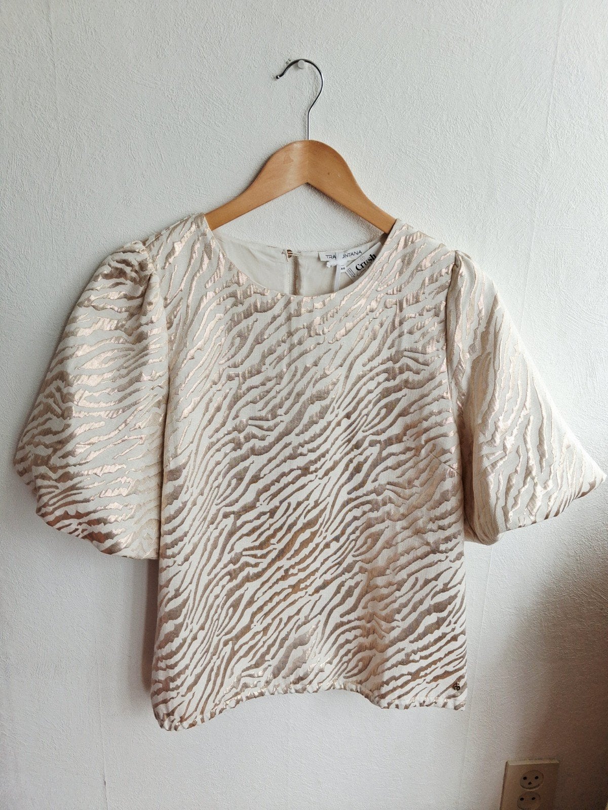 Ecru top met gouden print, Kleding | Dames, Tops, Maat 38/40 (M), Tramontana, Wit, Nieuw