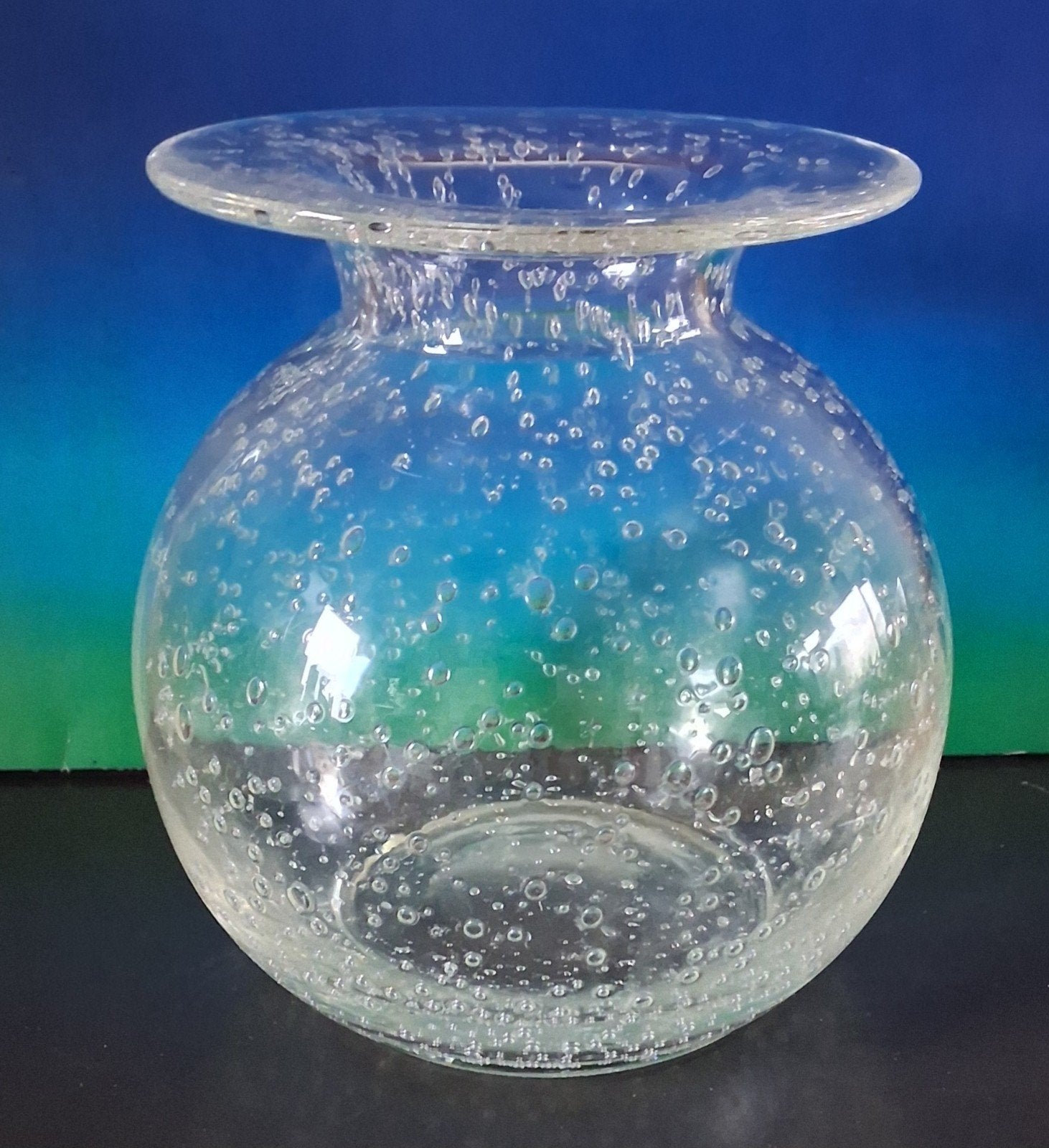 Andries Copier, Leerdam. Vaasje. Spijkerglas. 14 cm., Ophalen