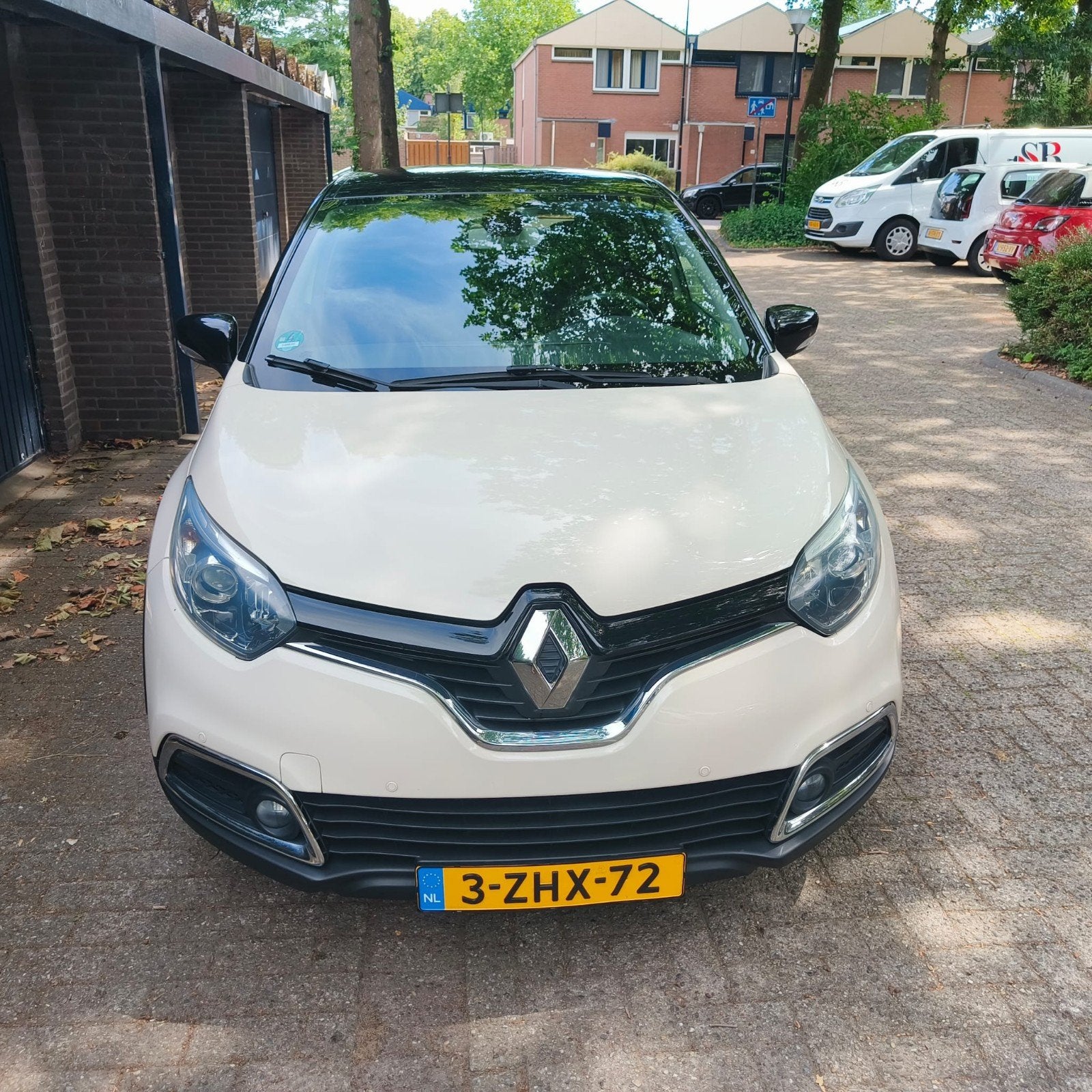 Renault Captur 1.2 TCE 120 EDC 2015 Wit, Auto's, Renault, Particulier, Captur, Benzine, B, SUV of Terreinwagen, Automaat, Origineel Nederlands