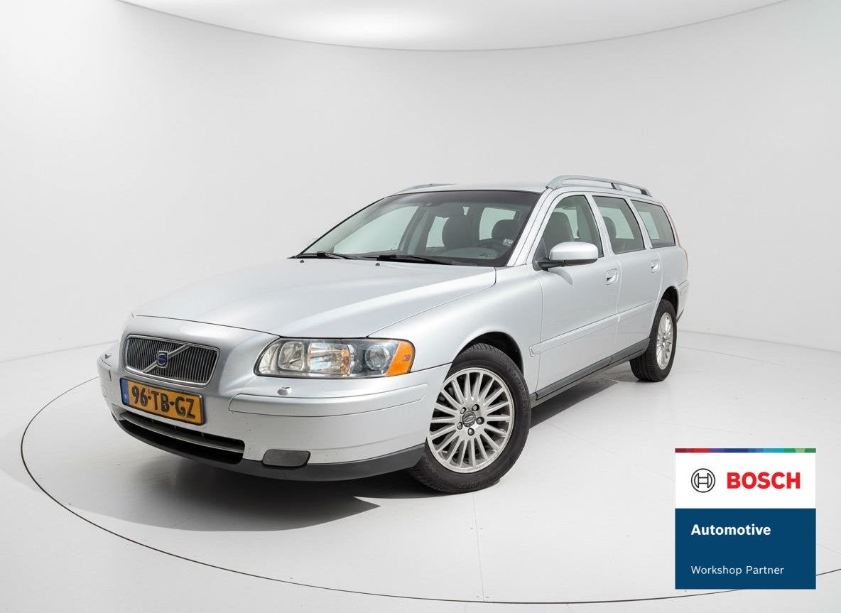 Volvo V70 2.4 Edition II, Auto's, Volvo, Voorwielaandrijving, Zwart, 1470 kg, Zilver of Grijs