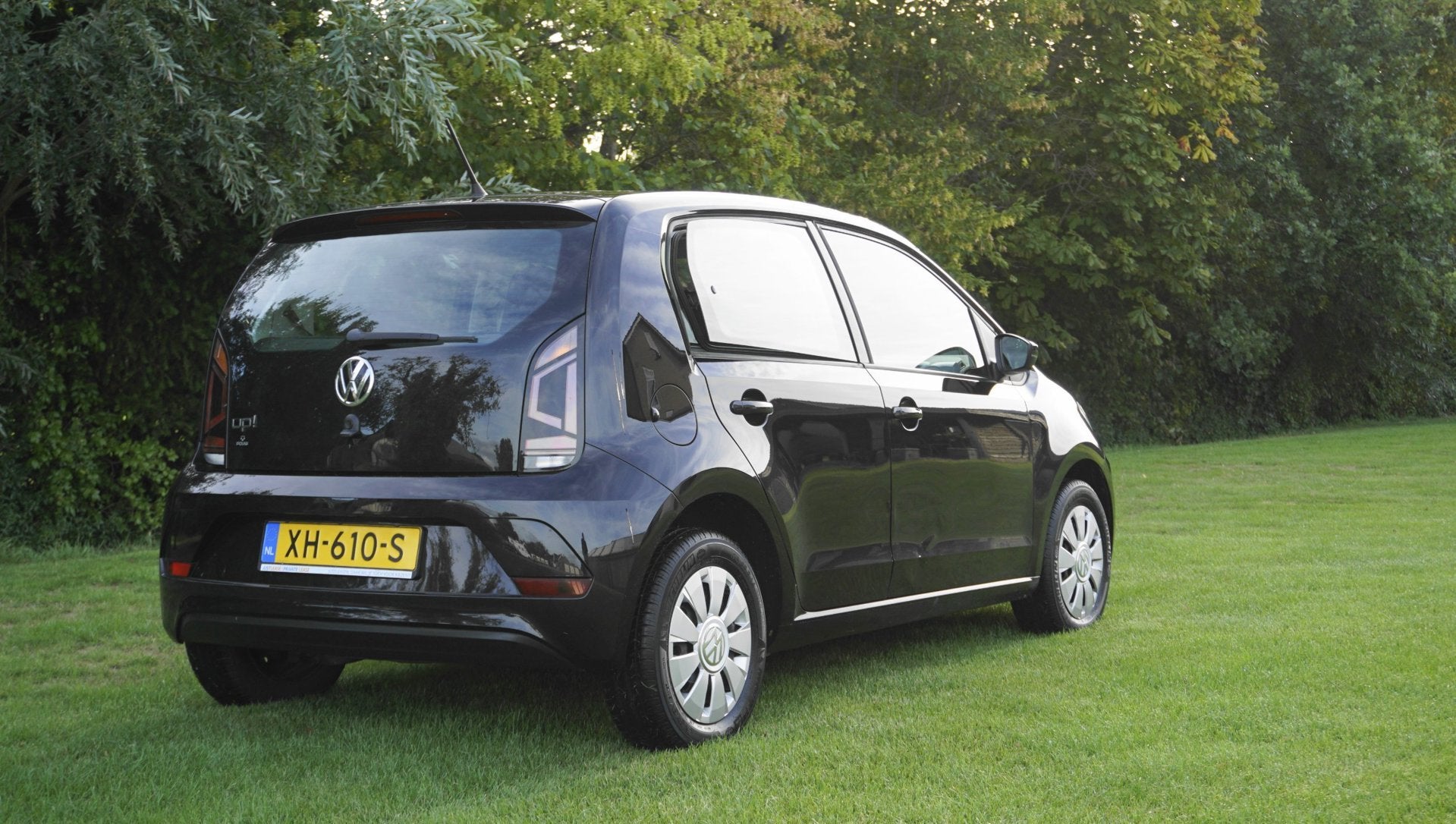 Volkswagen Up! 1.0 BMT move up! 5 drs Airco blue tooth, Voorwielaandrijving, Dealer onderhouden, Stof, Gebruikt