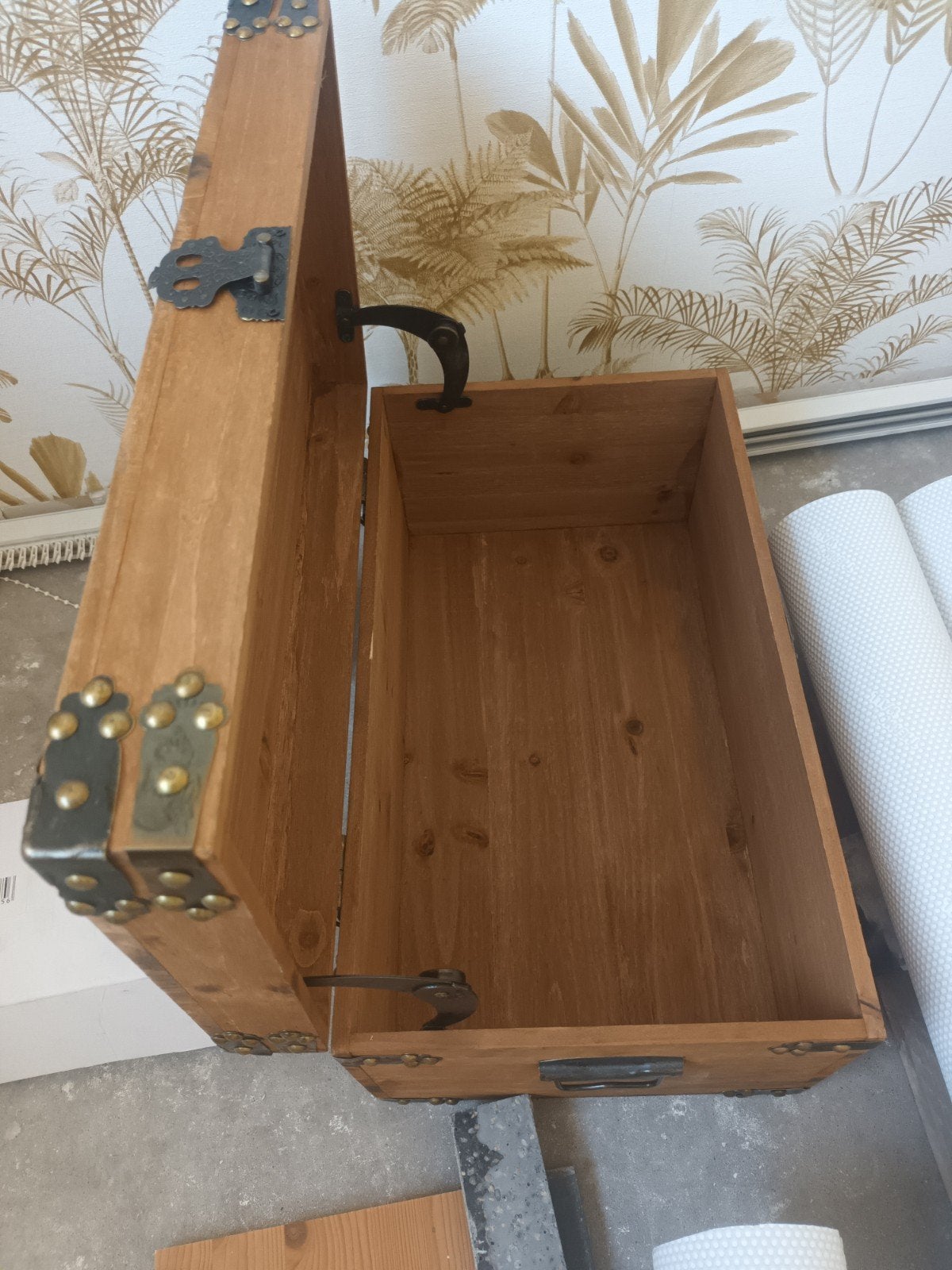 Houten opbergbak met slotje en scharnieren, Ophalen of Verzenden