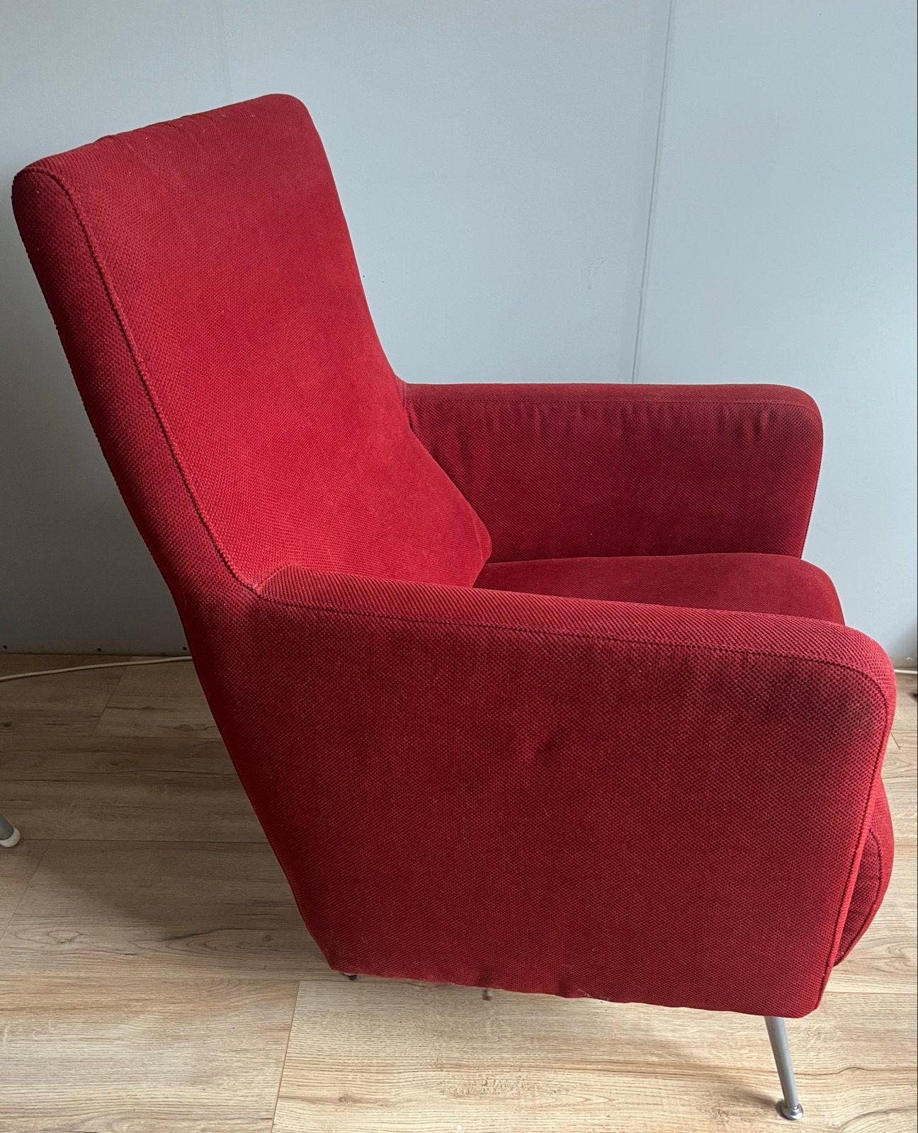 Comfortabele rode stoel, Ophalen, Gebruikt, Rood, Eén