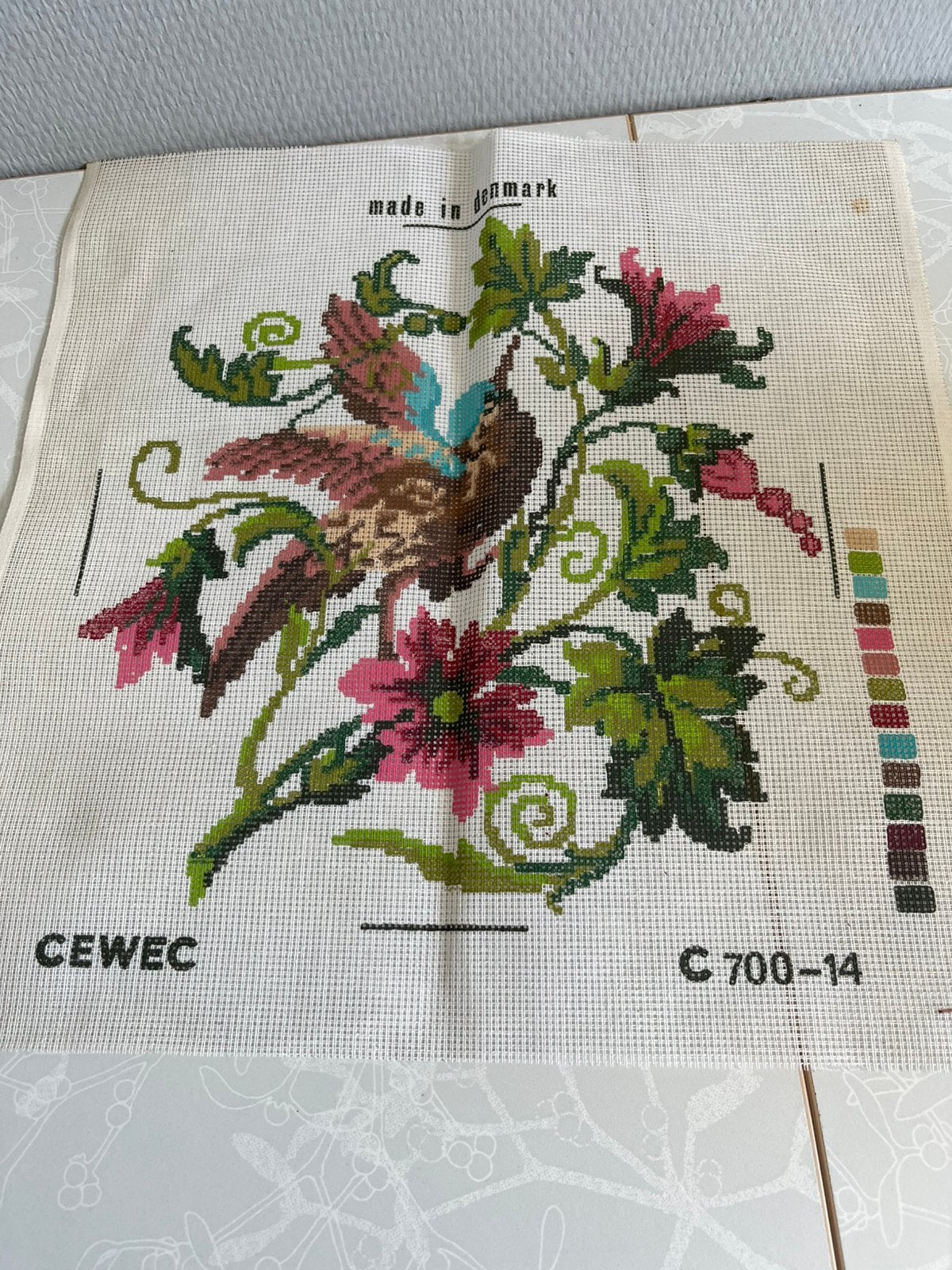 Borduur stramien voorbedrukt vogel met bloemen, Ophalen of Verzenden, Zo goed als nieuw