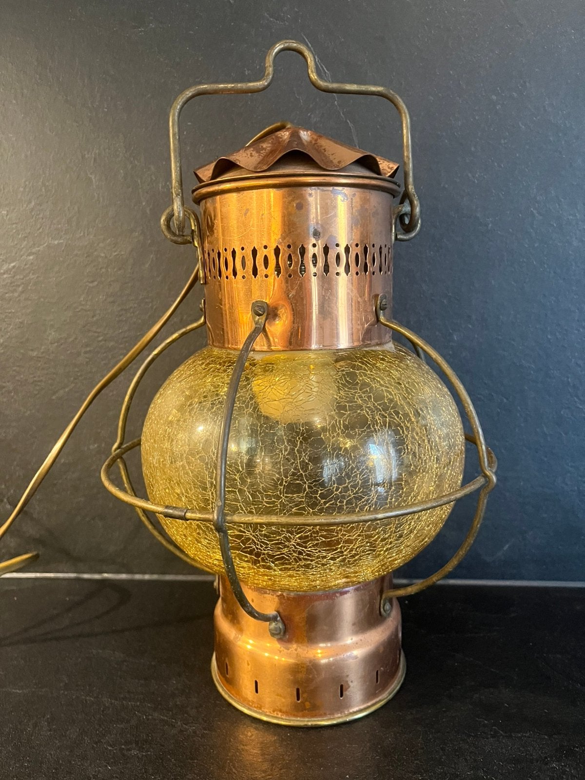 Vintage scheepslamp / bollantaarn in kooi, Ophalen of Verzenden