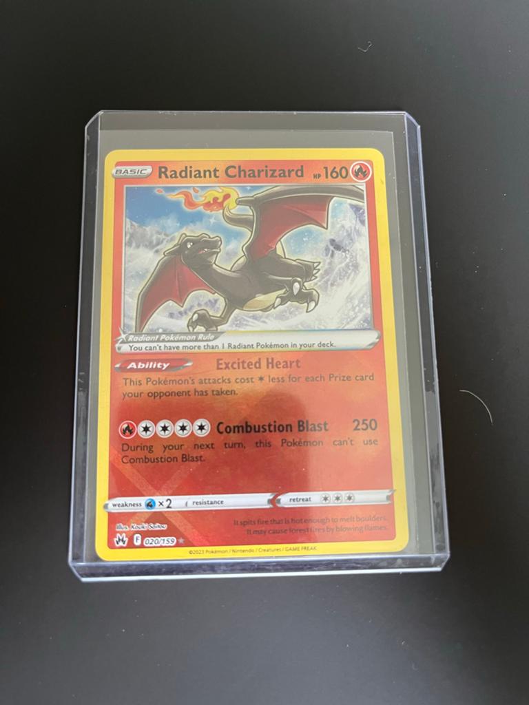 Radiant Charizard, Hobby en Vrije tijd, Verzamelkaartspellen | Pokémon, Ophalen of Verzenden, Nieuw, Losse kaart, Foil