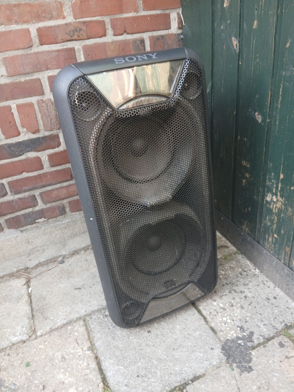 Sony gtk-xb90