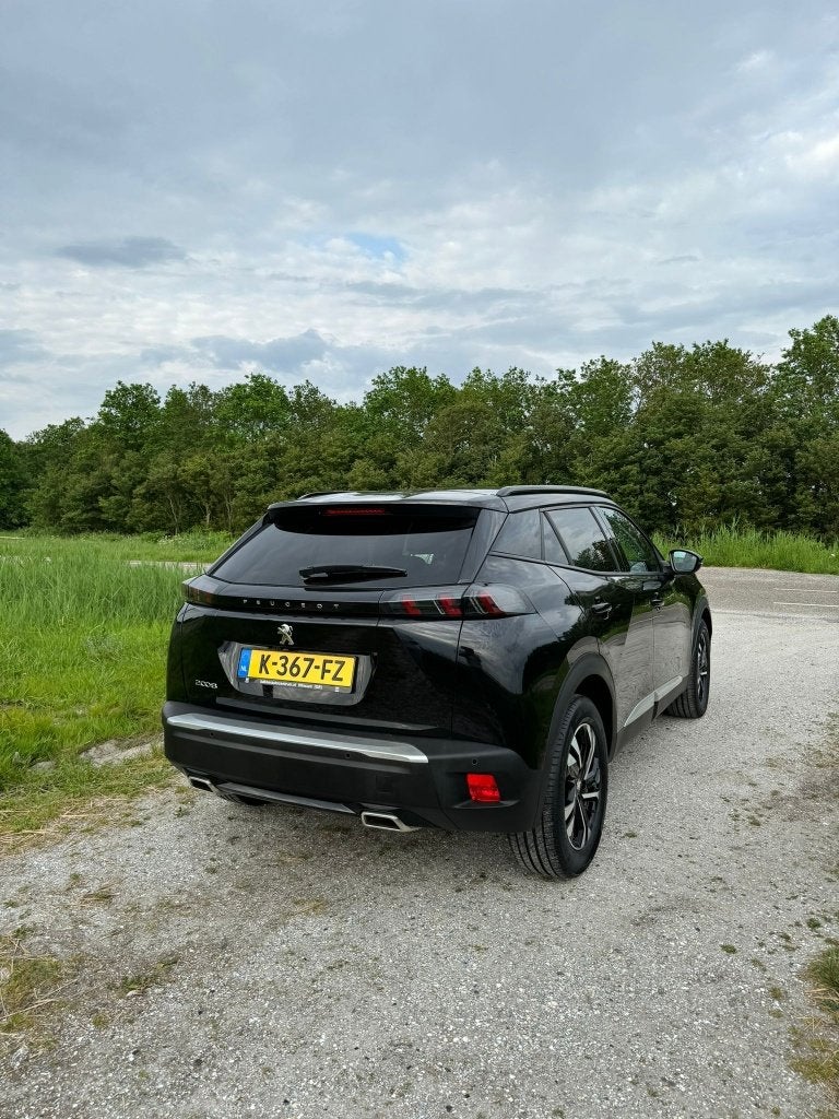 Foto 7 van Peugeot 2008 (Allure) 1.2 Puretech 2020 Zwart