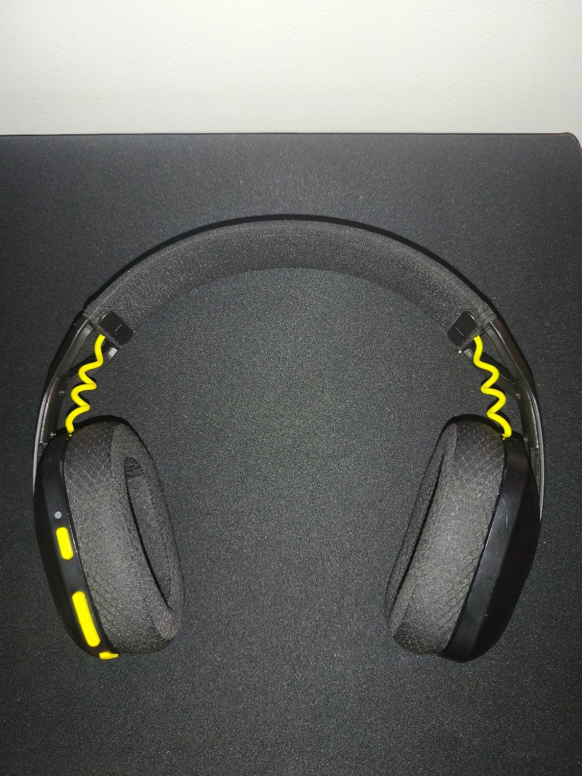 Logitech G435 Gaming Headset - Zwart/Geel, Logitech, Ophalen of Verzenden, Zo goed als nieuw, Microfoon