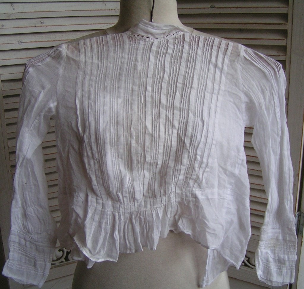 antieke witte katoenen blouse met plooien nr AA 1080, Antiek en Kunst, Verzenden, Dames, Onbekend