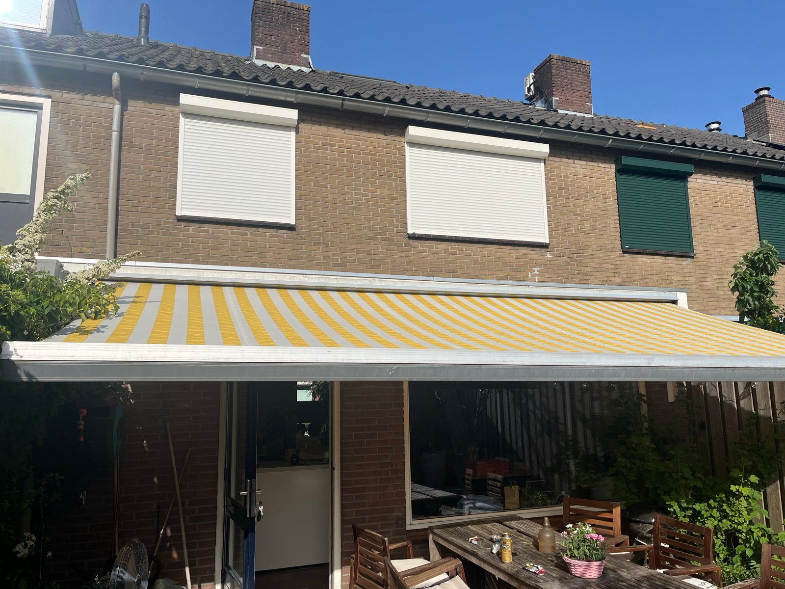 Knikarmscherm - Geel/Wit gestreept zonnescherm, Gebruikt, 450 cm of meer, Ophalen of Verzenden, 150 tot 300 cm