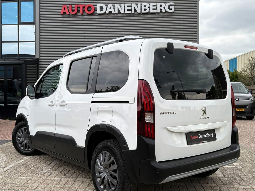 Peugeot Rifter 1.2 Puretech Allure Pano! GARANTIE, Auto's, Peugeot, Voorwielaandrijving, Gebruikt, Zwart, 1199 cc