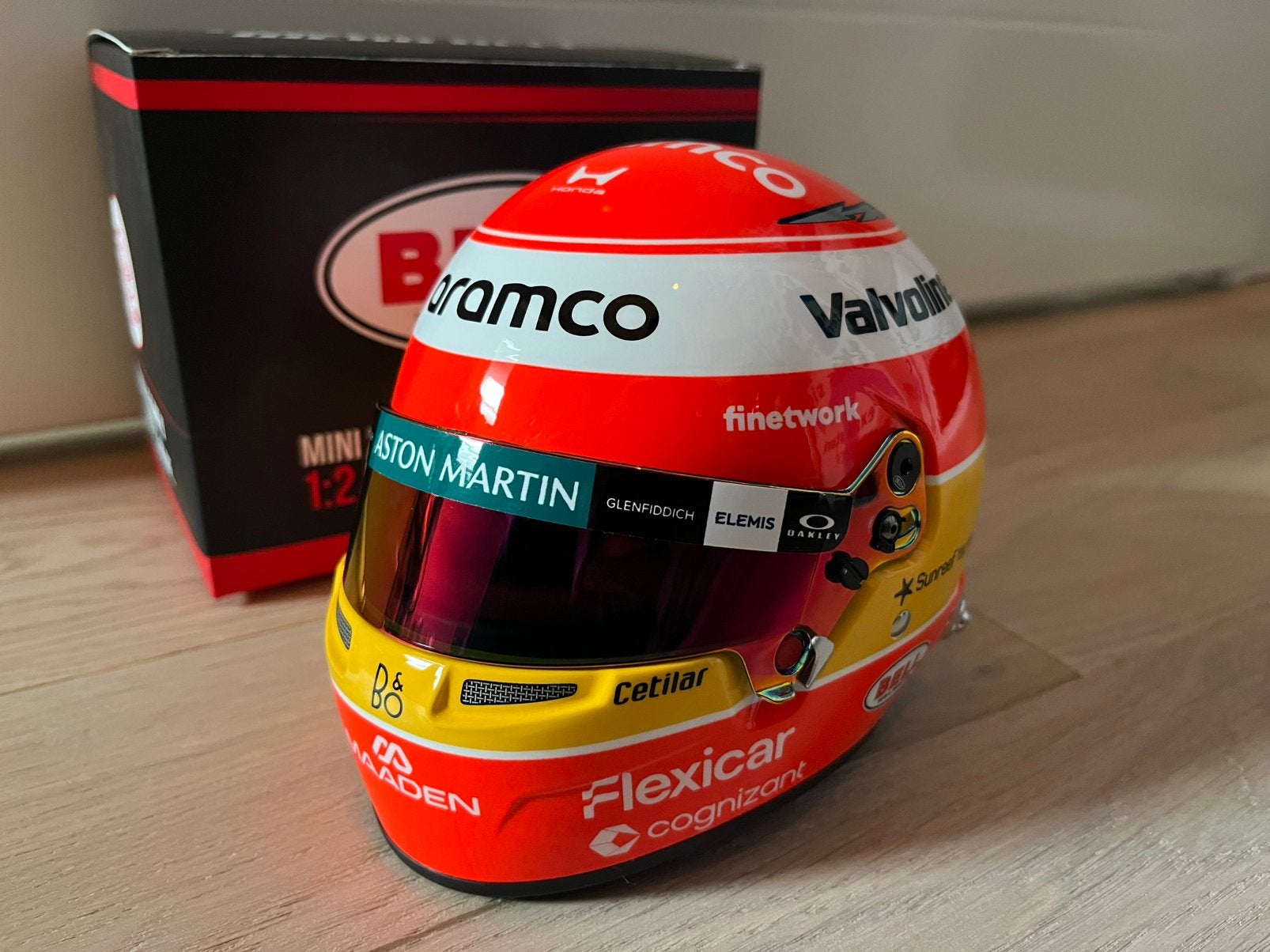 Fernando Alonso Monza 2026 Bell mini helm 1:2, Ophalen of Verzenden, Nieuw, Formule 1