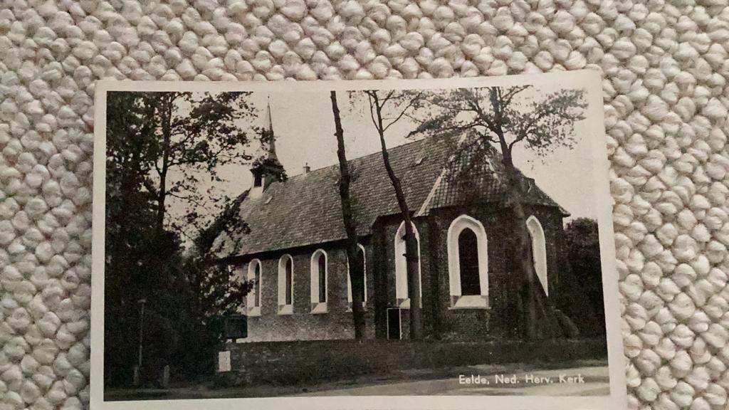Ansichtkaart Eelde Nederlands Hervormde Kerk 1955. 923, Verzamelen, Ophalen of Verzenden, 1940 tot 1960, Gelopen, Drenthe