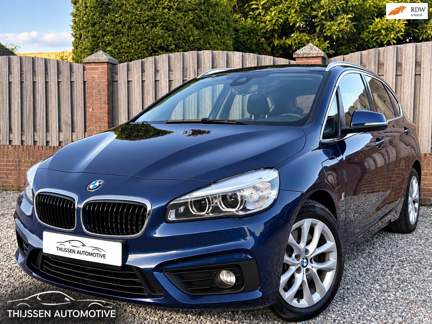 BMW 2-serie Active Tourer 225xe PHEV iPerformance Centennial, Automaat, Dealer onderhouden, Gebruikt, Blauw