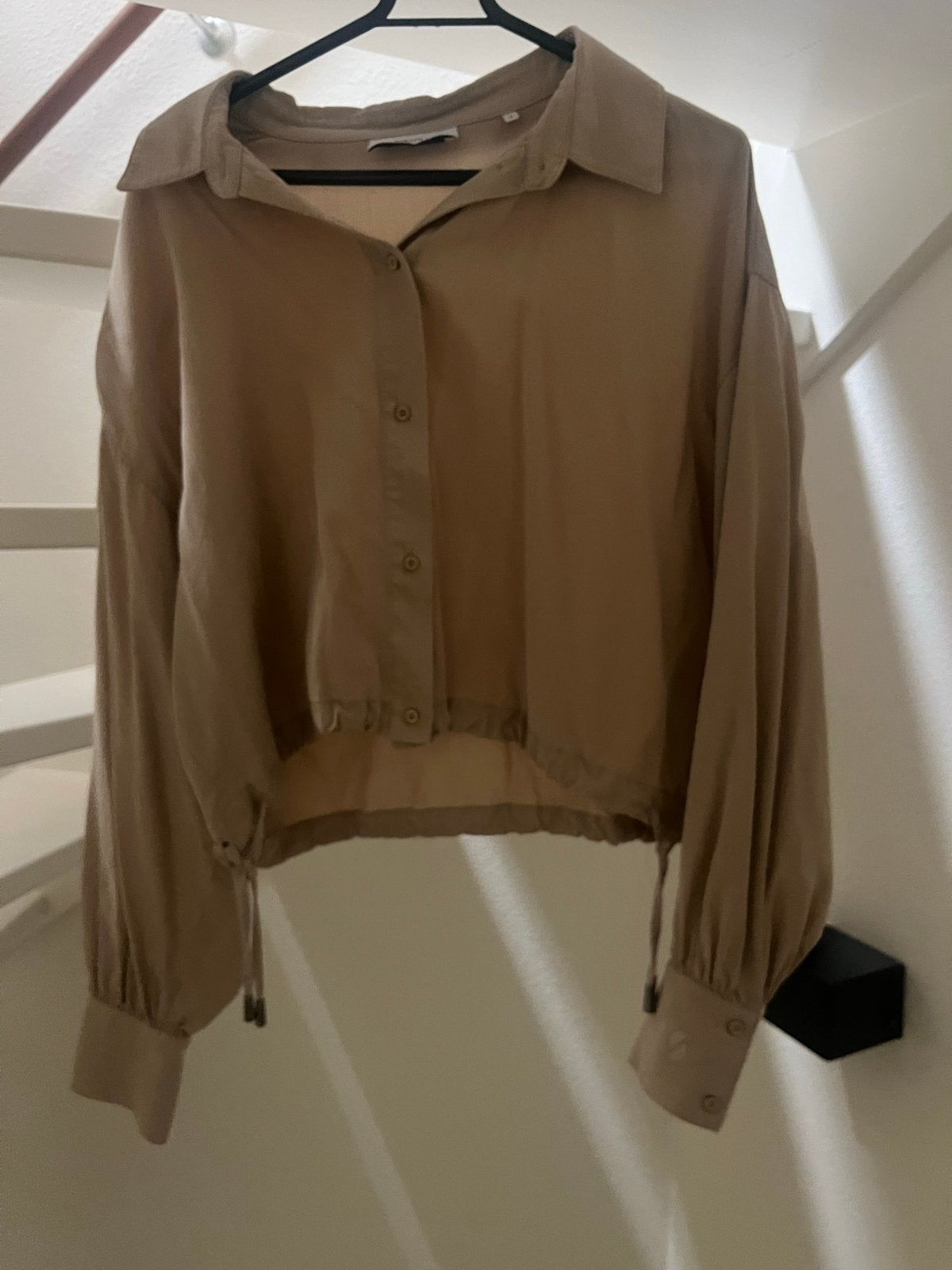 Eenvoudige blouse XS, Kleding | Dames, Ophalen of Verzenden, Gedragen, Maat 34 (XS) of kleiner, Beige