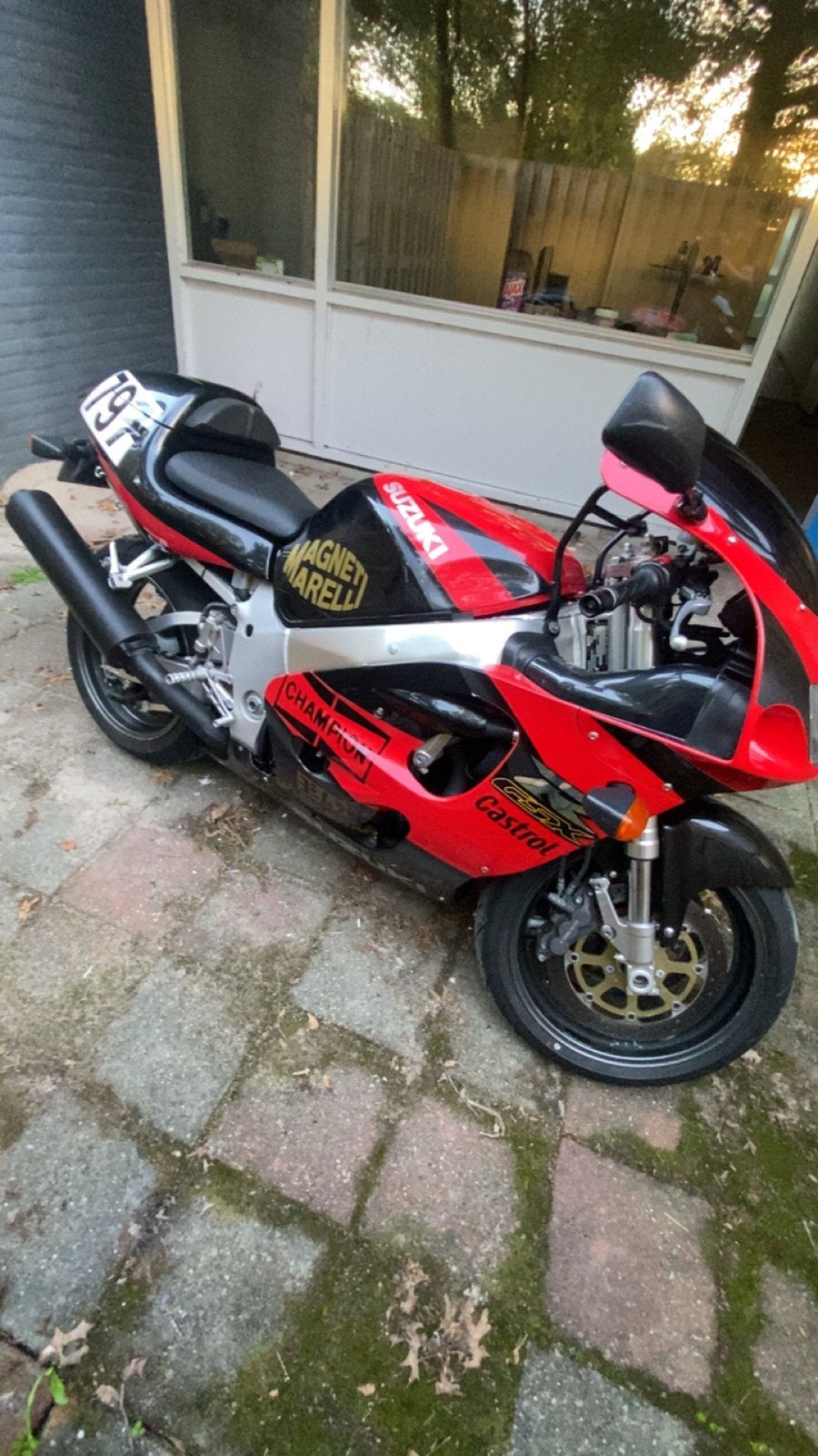 Suzuki GSX-R 750 SRAD - Sportieve Legende, Motoren, Sportuitlaat, 4 cilinders, Gebruikt, Super Sport