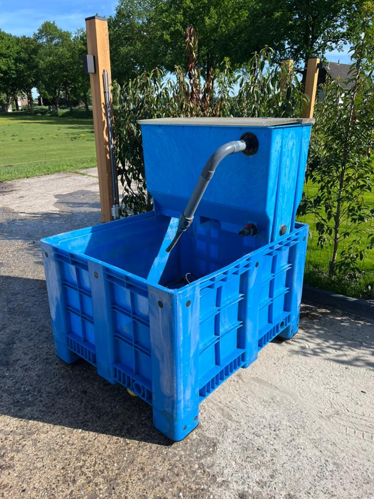 Quarantaine bak inc filter en pomp, Tuin en Terras, Ophalen, Zo goed als nieuw