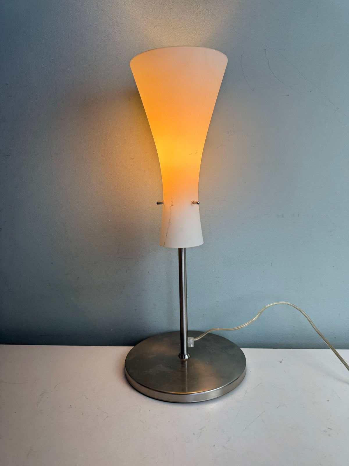 Retro Diabolo Tafellamp - Wit met Geborsteld Staal, Gebruikt, ?, ?, E27 (groot)