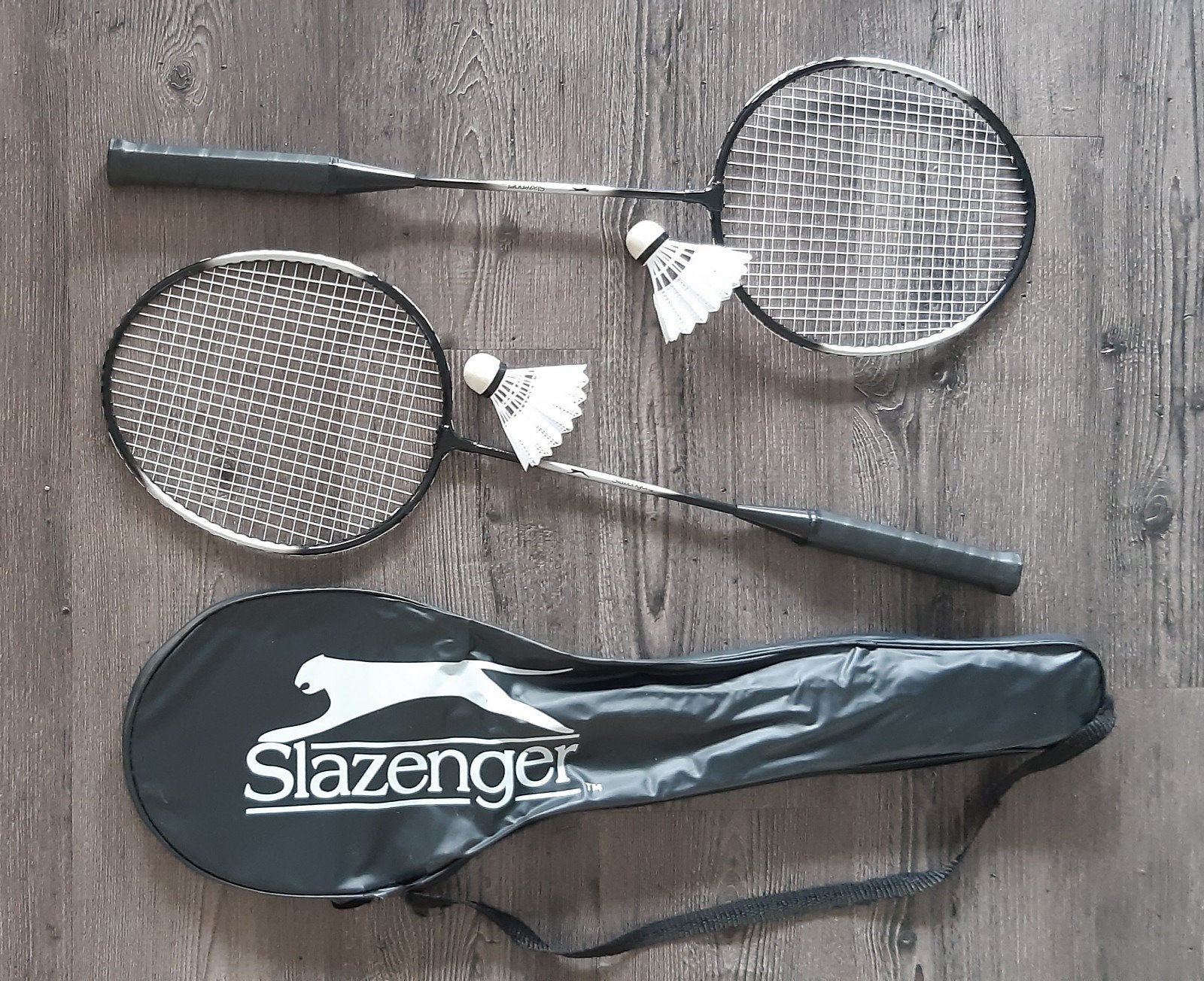 Slazenger Badminton Set: 2 Rackets, 2 Shuttles & Tas, Sport en Fitness, Badminton, Ophalen of Verzenden, Zo goed als nieuw, Racket(s)