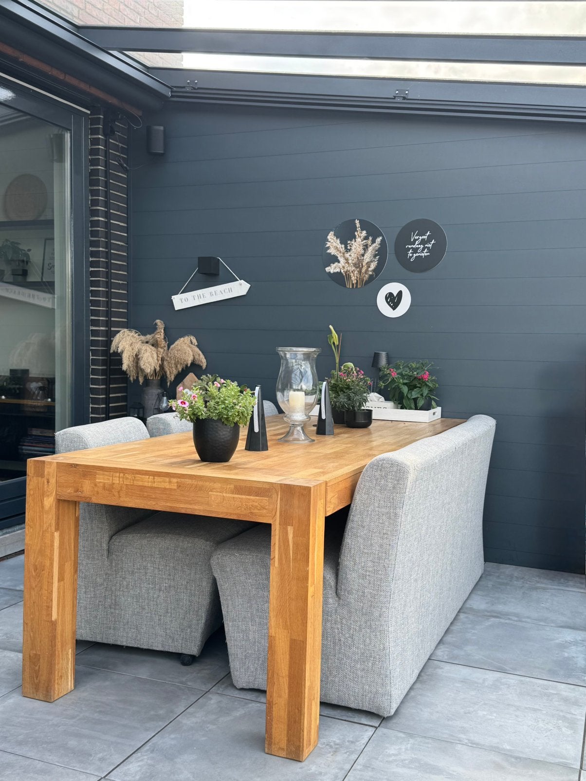 Eikenhouten eettafel, incl 3 eetkamerstoelen en bank, Ophalen, Strak, modern en robuust., 100 tot 150 cm, Eikenhout