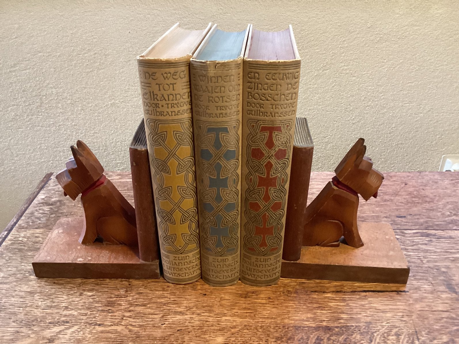 Set Boekensteunen. Art Deco.Hout met Terriër Hondjes 1940., Ophalen of Verzenden