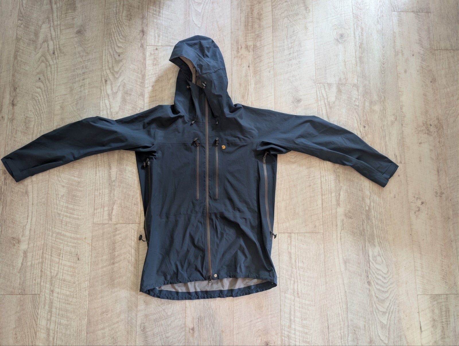 Fjällräven Bergtagen Eco-Shell Jas Heren XL - Donkerblauw, Blauw, Maat 56/58 (XL), Ophalen of Verzenden, Zo goed als nieuw