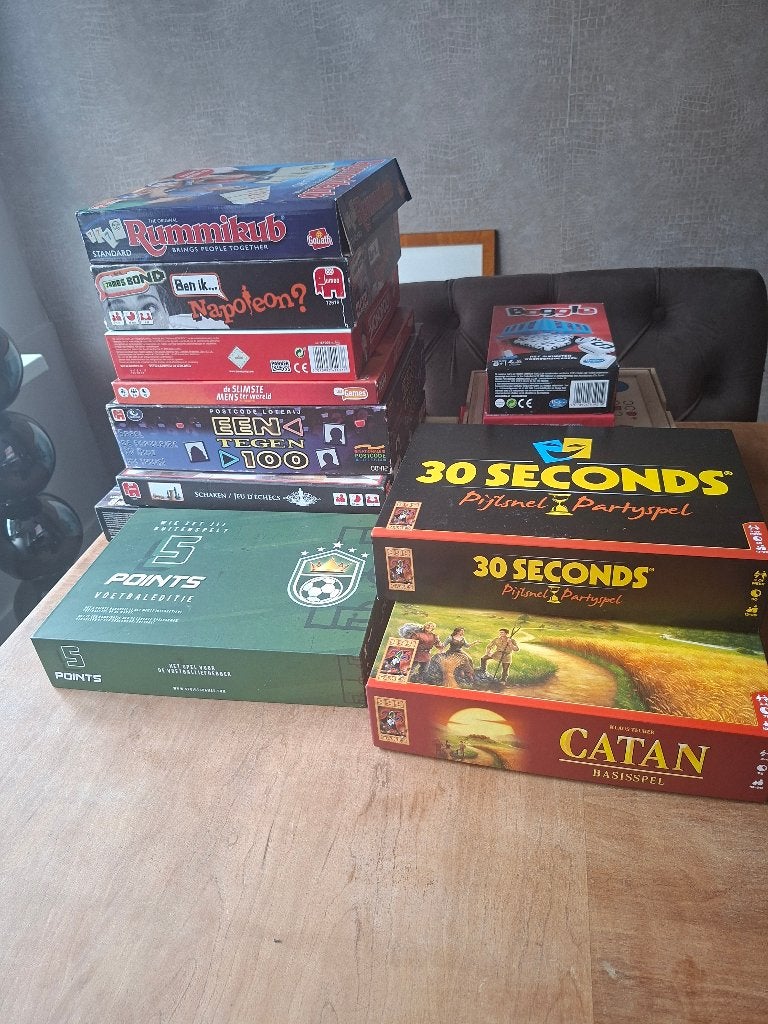 Gezelschapspellen 14 stuks!, Vijf spelers of meer, Ophalen, Gebruikt