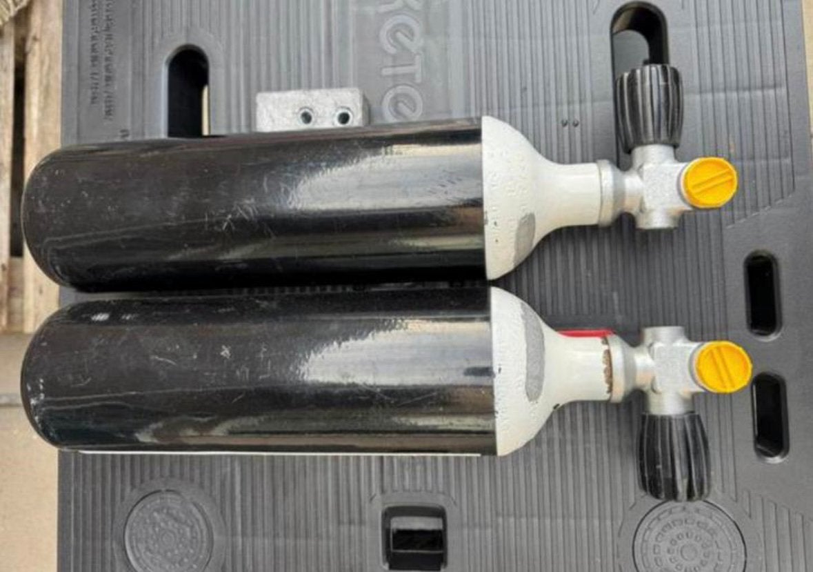 2x 2L flessen zwart rebreather pony bottle, Watersport en Boten, Duiken, Ophalen of Verzenden, Gebruikt, Duikfles
